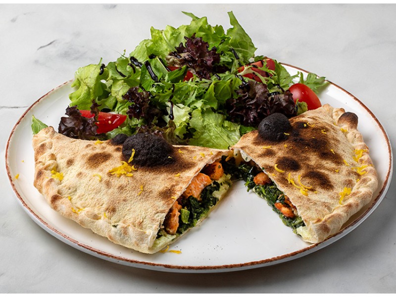 Calzone Salmone e Spinaci