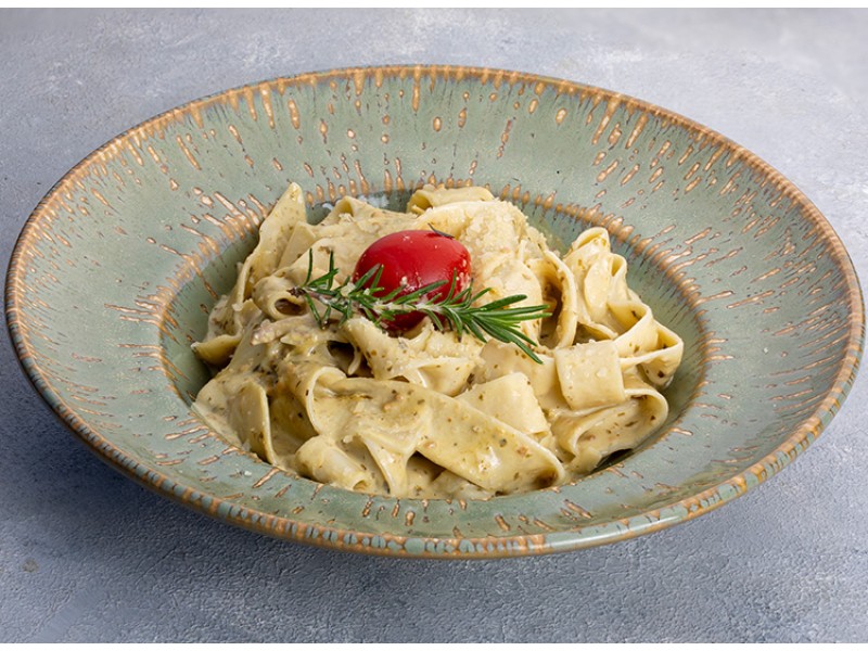 Pesto Soslu Pappardelle (Sade)