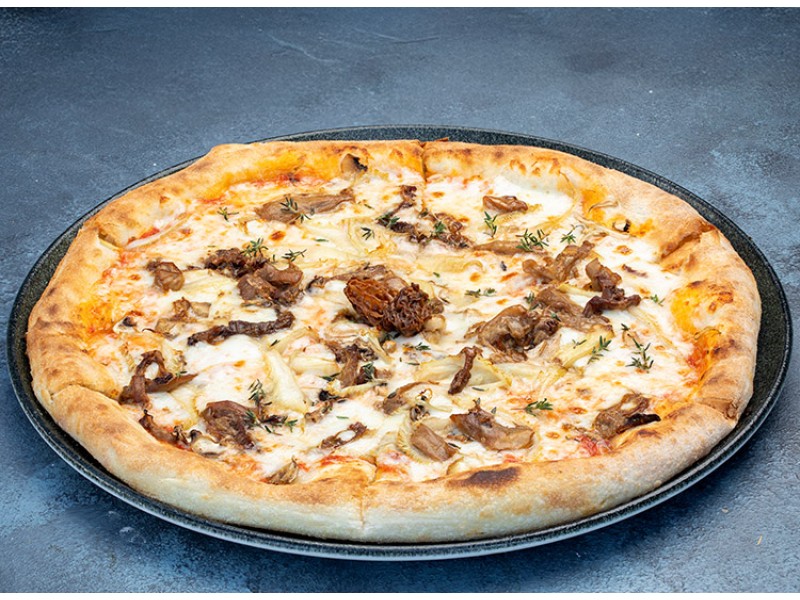 Üç Mantarlı Pizza