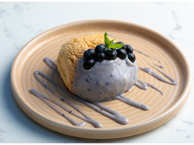 Blueberry Cream Puff